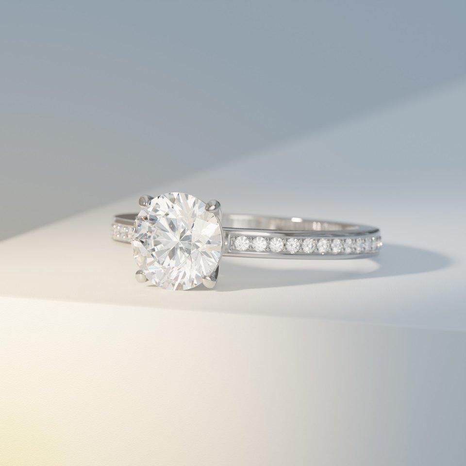  Round Claw Set Solitaire with Pavé Band