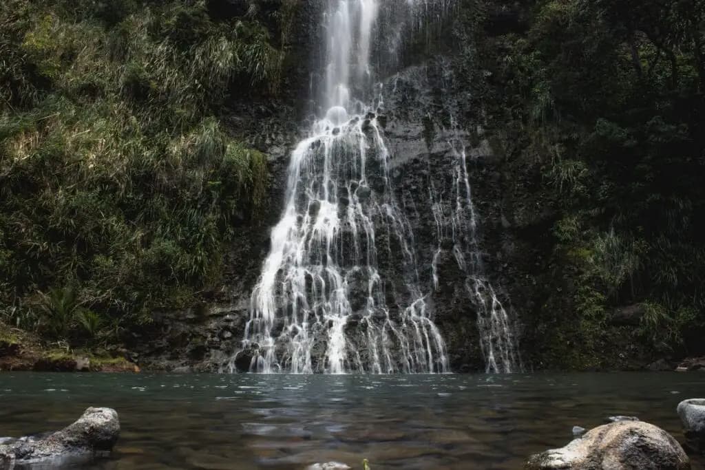 Kitekite waterfall